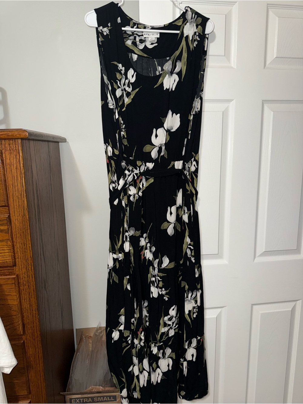 Ava & Viv Black Floral Sleeveless Maxi Dress